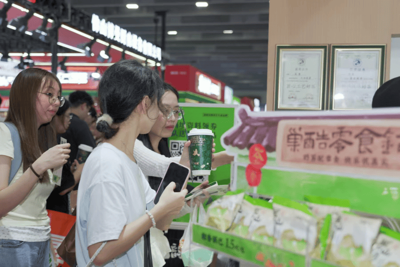 茶巢品牌在第47届GFE广州加盟展上强势吸睛